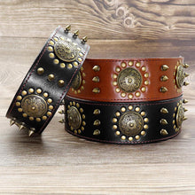 Load image into Gallery viewer, Spiked Leather dog collar - GiftyDogStore
